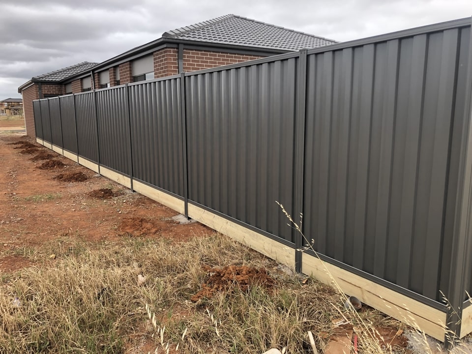 Colorbond Fencing Melbourne | Colorbond Fencing Contractors